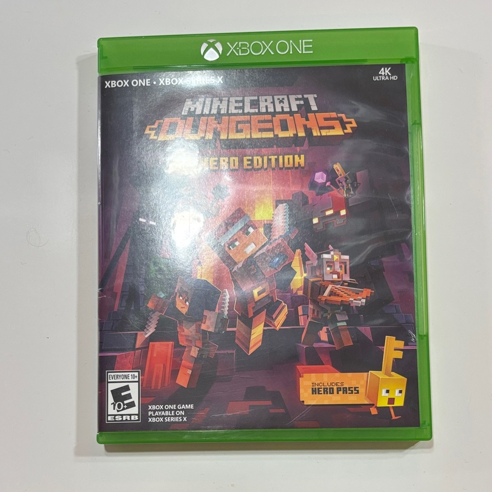 Minecraft Dungeons Hero Edition for Xbox One Great condition